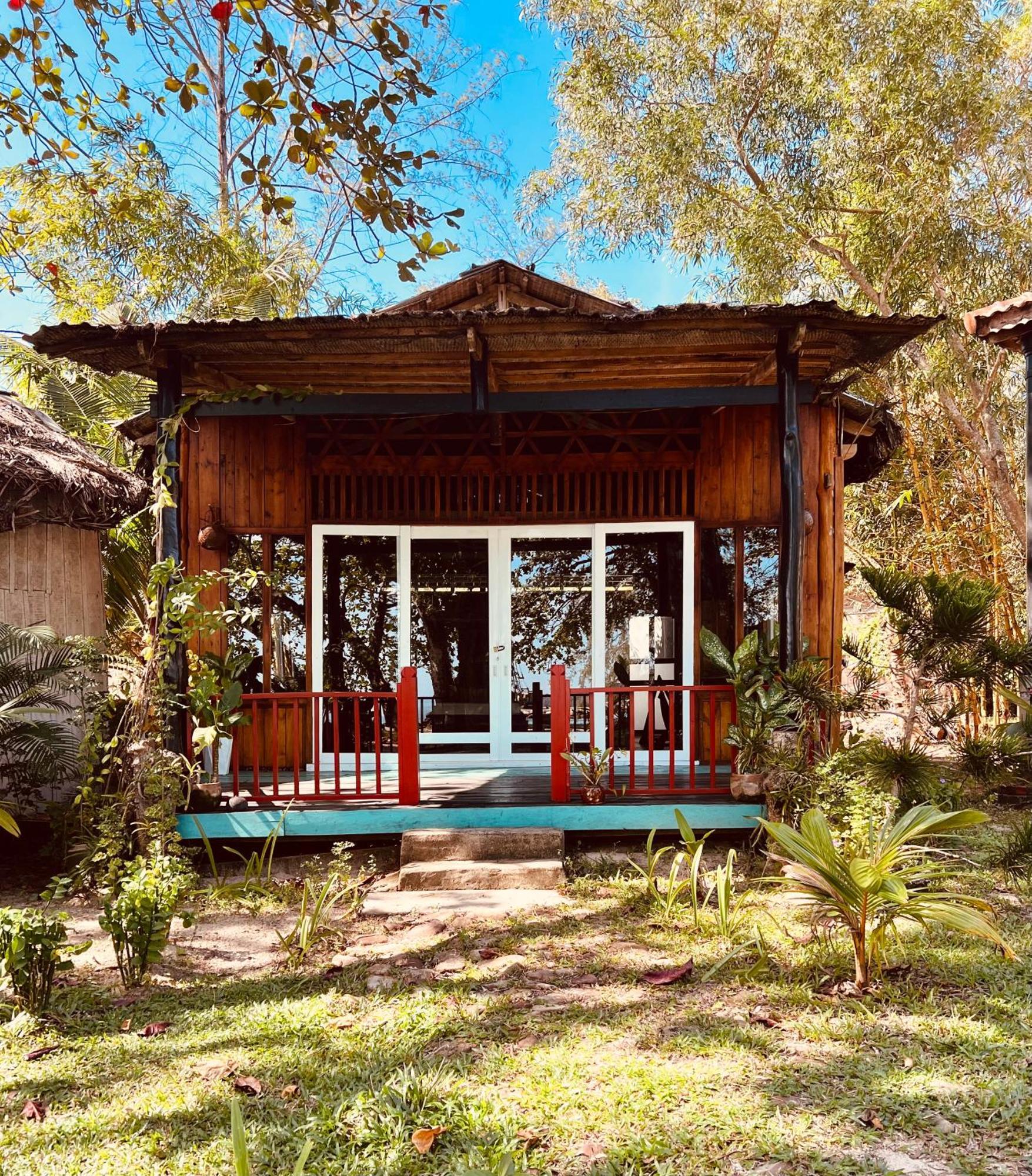 Bamboo Cottages Дуонг-Донг Экстерьер фото